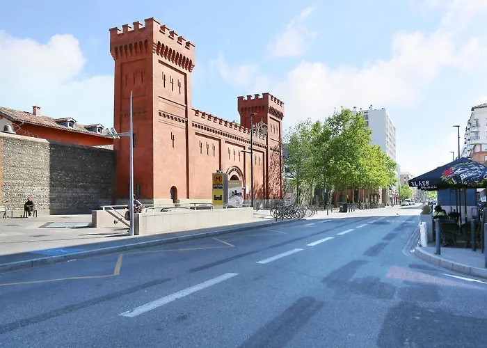 Expat Renting - L'evasion - Saint Michel - Metro *