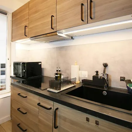 Expat Renting - L’evasion - Saint Michel - Métro