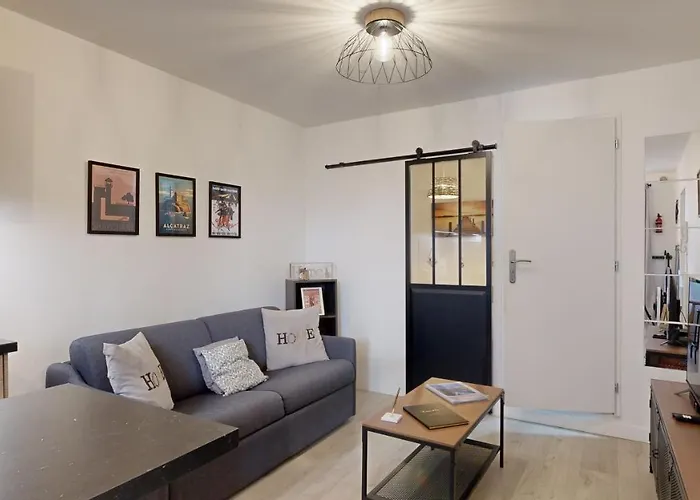 Expat Renting - L'evasion - Saint Michel - Metro *